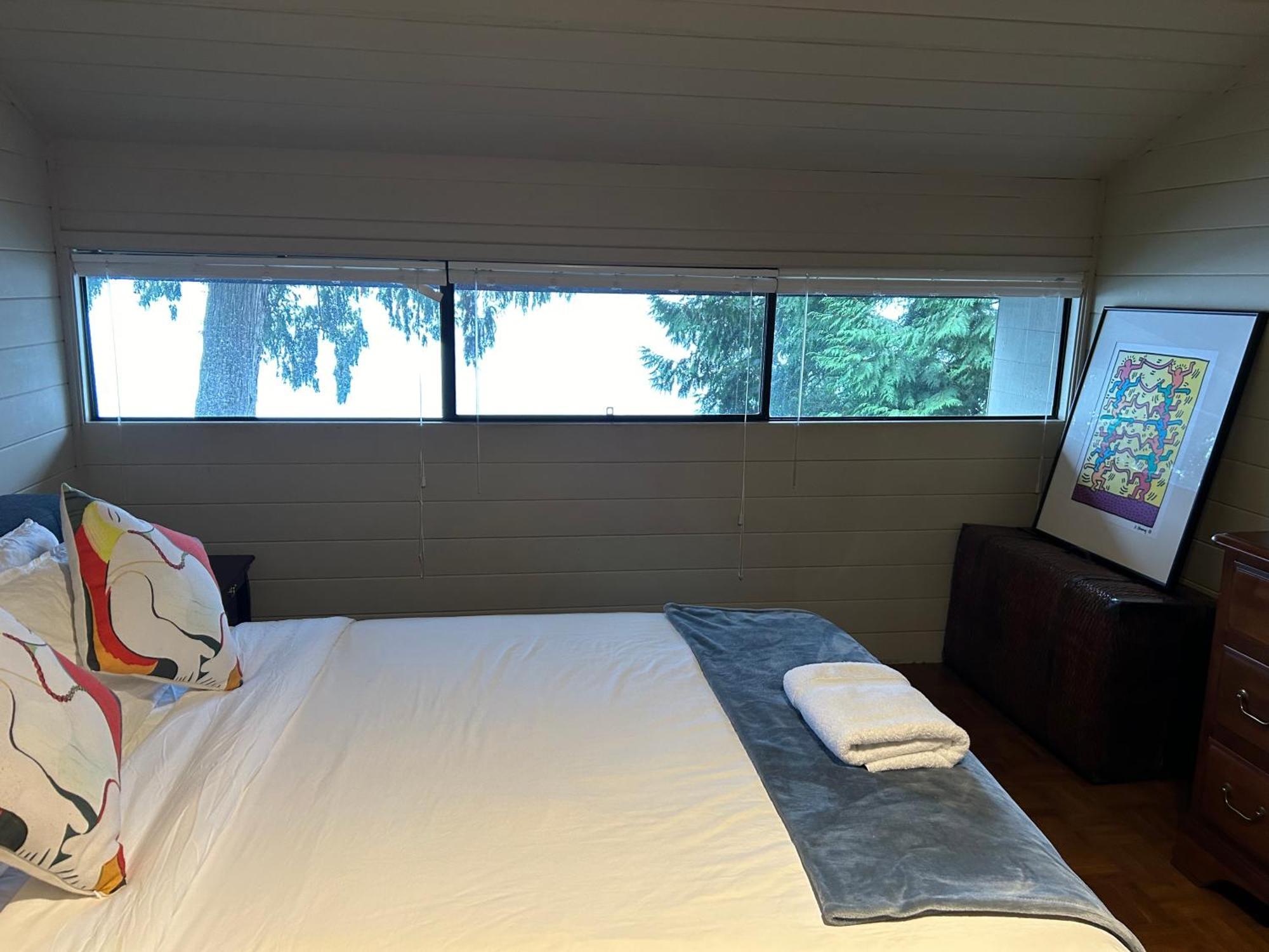 Waterfront Cottage With Superb Coastline Views West Vancouver Extérieur photo